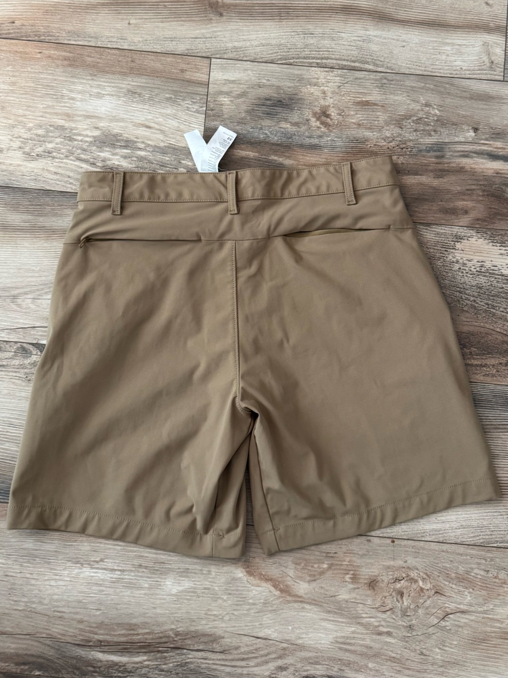Fabletics The Only Short Khaki Size 32 - Picture 8 of 11